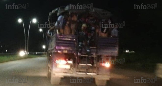 Faute de transport scolaire, des élèves gabonais ramenés chez eux à bord de véhicules de police&nbsp;!