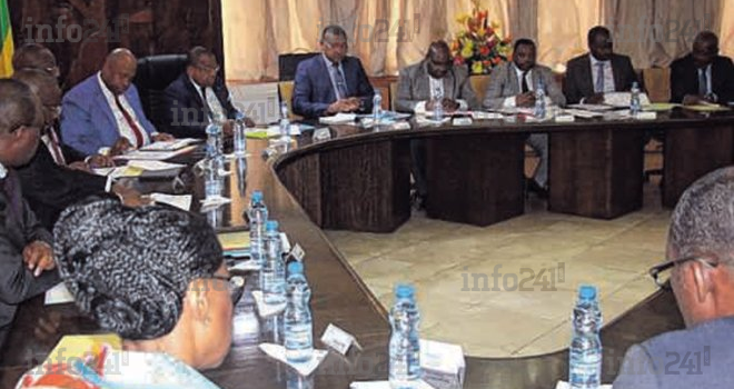 Déjà fortement endetté, le Gabon veut mobiliser d’autres &laquo;&nbsp;ressources&nbsp;&raquo; financières