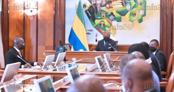 Ali Bongo et son gouvernement reforment la composition du collège des membres du CND