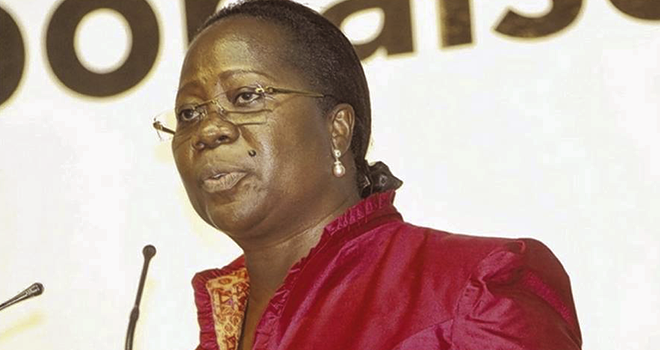 Le gouvernement gabonais condamne à son tour les allégations de Pierre Péan