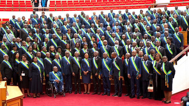 Projet de Constitution du Gabon&nbsp;: La Constituante oppose au texte pas moins de 800 amendements&nbsp;!