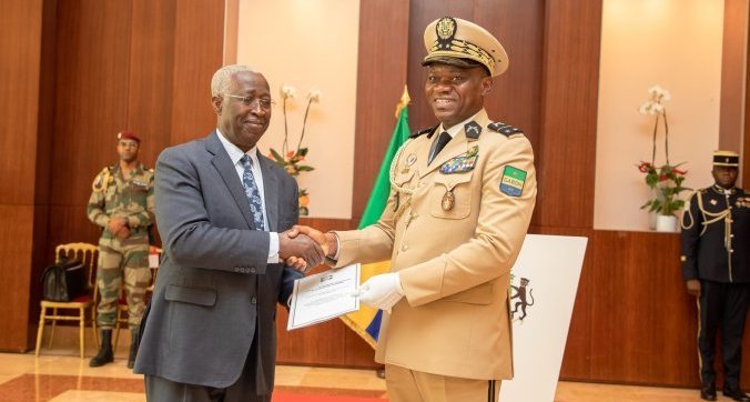 Referendum 2024&nbsp;: La publication du projet de constitution retardée pour cause de procédures