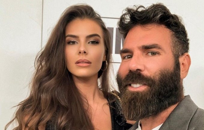 Qui est Dan Bilzerian et pourquoi devriez-vous le suivre sur ses réseaux sociaux&nbsp;?
