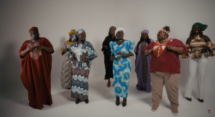 8 chanteuses gabonaises rendent hommage à la femme avec «&nbsp;Femme lève-toi&nbsp;»