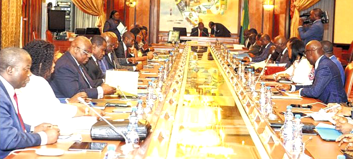 Ali Bongo pas content de ses ministres et de l’action gouvernementale «&nbsp;ralentie&nbsp;»