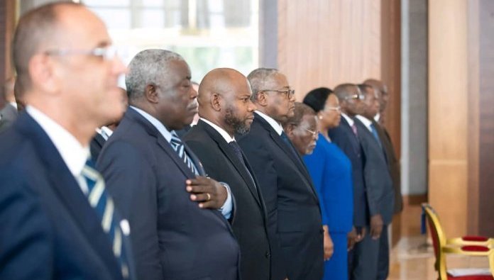 La Concertation politique d’Ali Bongo signe le retour aux élections à un tour avec mandats illimités