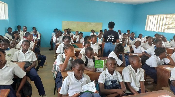 Gabon&nbsp;:  7 350 élèves et villages mobilisés en 2024 par Conservation Justice pour sauver la biodiversité