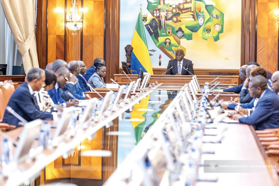 CdM du 4 décembre&nbsp;: Oligui durcit le ton contre la corruption, digitalisation, taxe d’habitation...