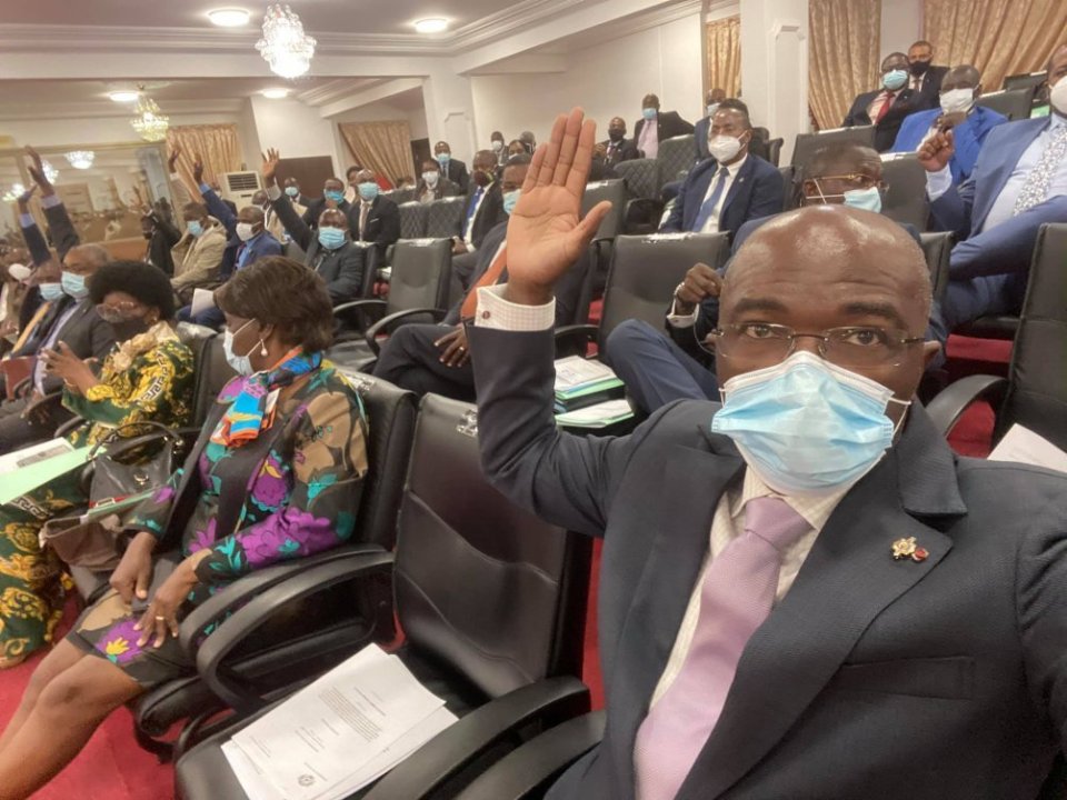 Le vote sur la dépénalisation de l’homosexualité par les députés gabonais